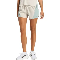 adidas - Women's Adi365 Breeze Shorts - Laufshorts