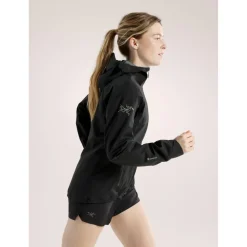 Arc'teryx - Women's Norvan Jacket - Laufjacke
