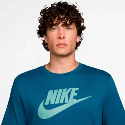 Nike - Sportswear Shirt - T-Shirt