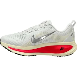 Nike - Vomero 18 Running Shoes - Runningschuhe