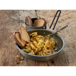 Trek'n Eat - Rührei mit Zwiebeln
